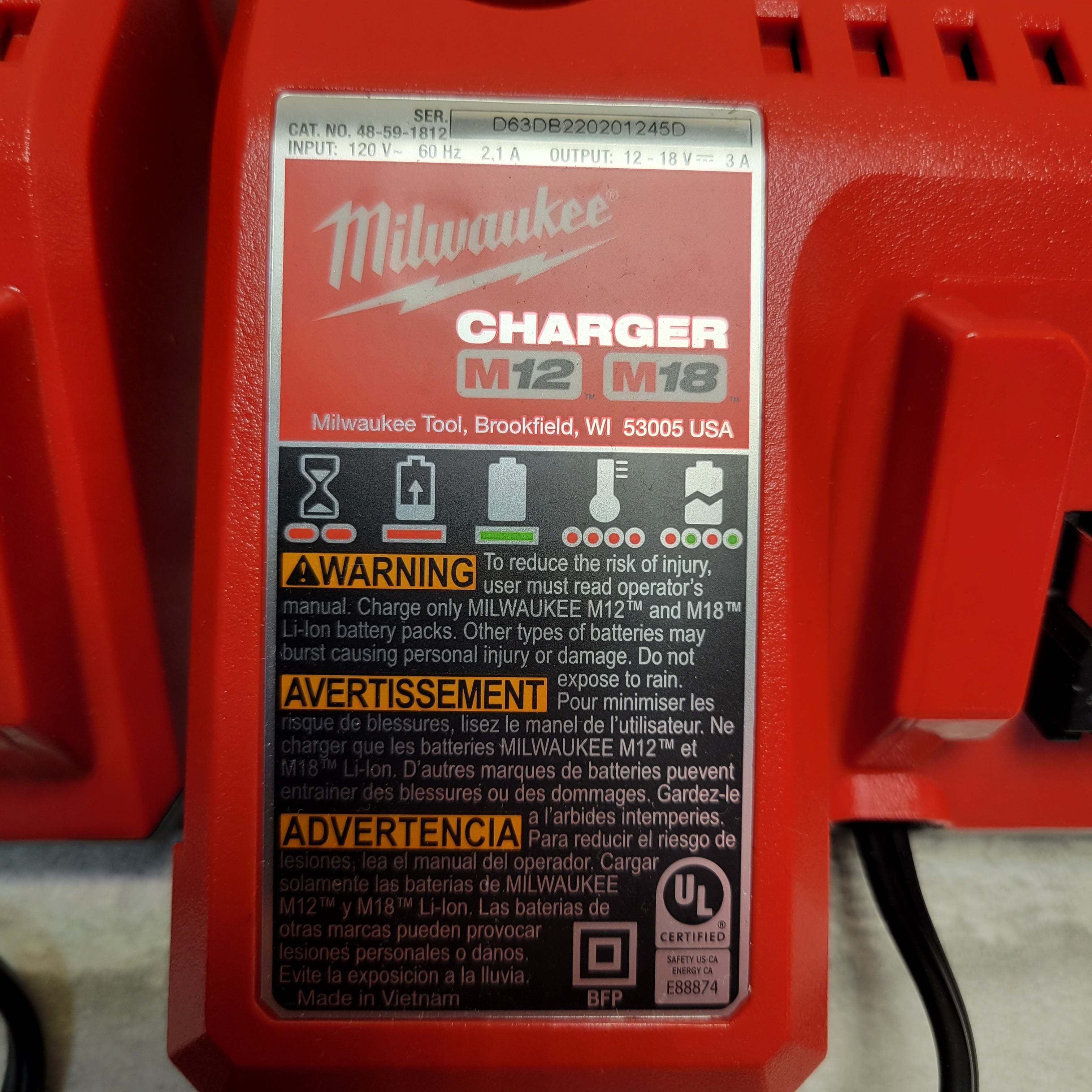 LOT OF (3) GENUINE Milwaukee M12 M18 18V Battery CHARGER 48-59-1812 (7918603993326)